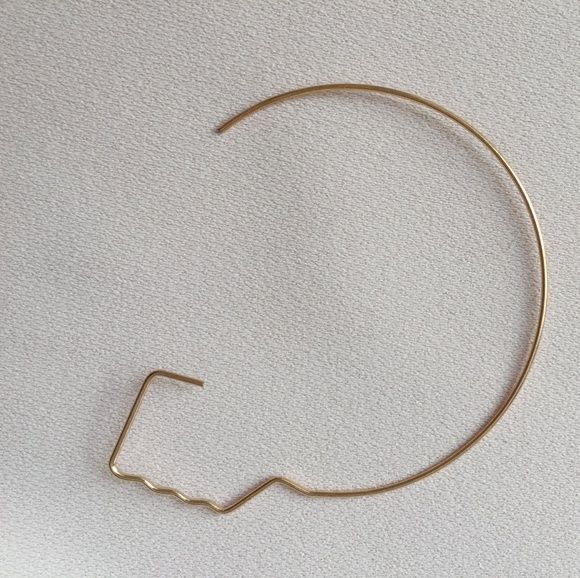 Face shape ear ring - Picture 5 of 5